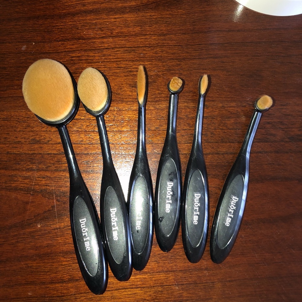 6-piece paddle brush set